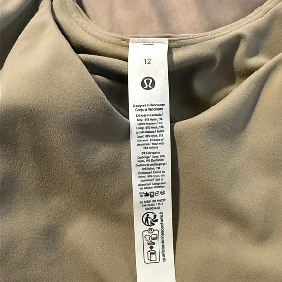 Lululemon Athletica align. Size 12. EUC - Picture 3 of 3